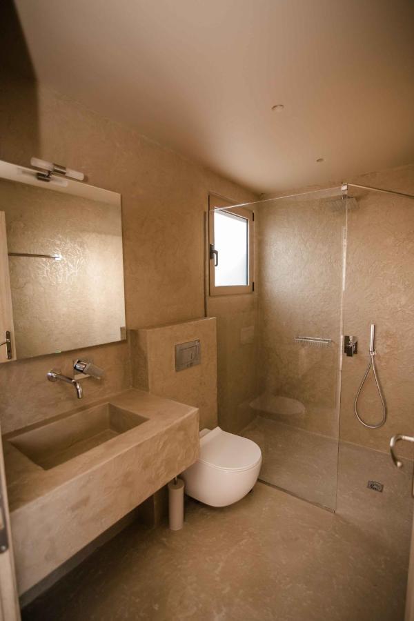 Mani Luxury Suites And Studios In Gytheio With Private Pools Extérieur photo