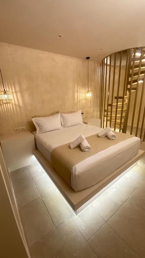 Mani Luxury Suites And Studios In Gytheio With Private Pools Extérieur photo